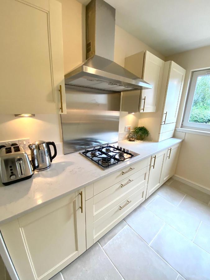 Monart Stylish City Centre Apartment, 2 Bed, Sleeps 6 Perth Exteriör bild