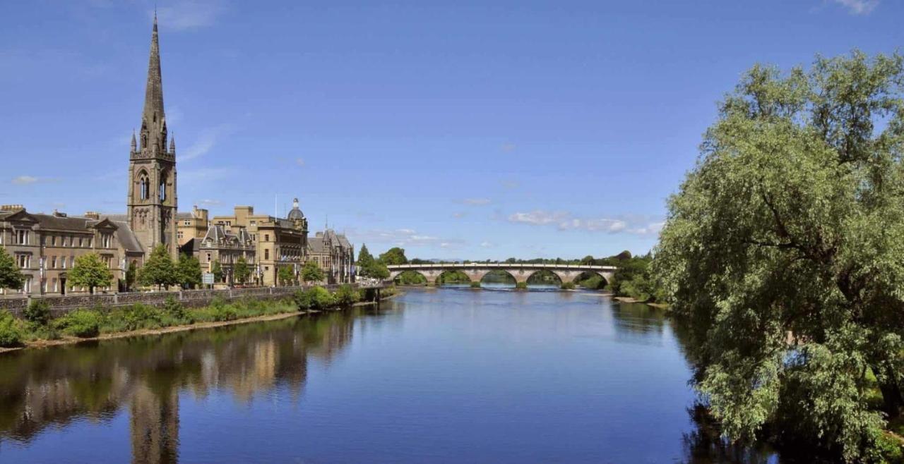 Monart Stylish City Centre Apartment, 2 Bed, Sleeps 6 Perth Exteriör bild